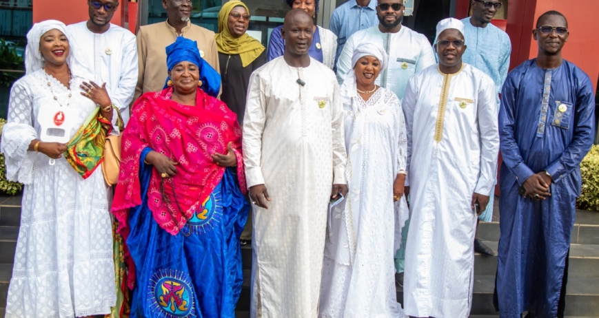 Sedima et l'ensemble de ses collaborateurs vous souhaitent de passer un excellent Gamou. Que la lumière, les grâces et les bénédictions de cette nuit soient vôtre.
